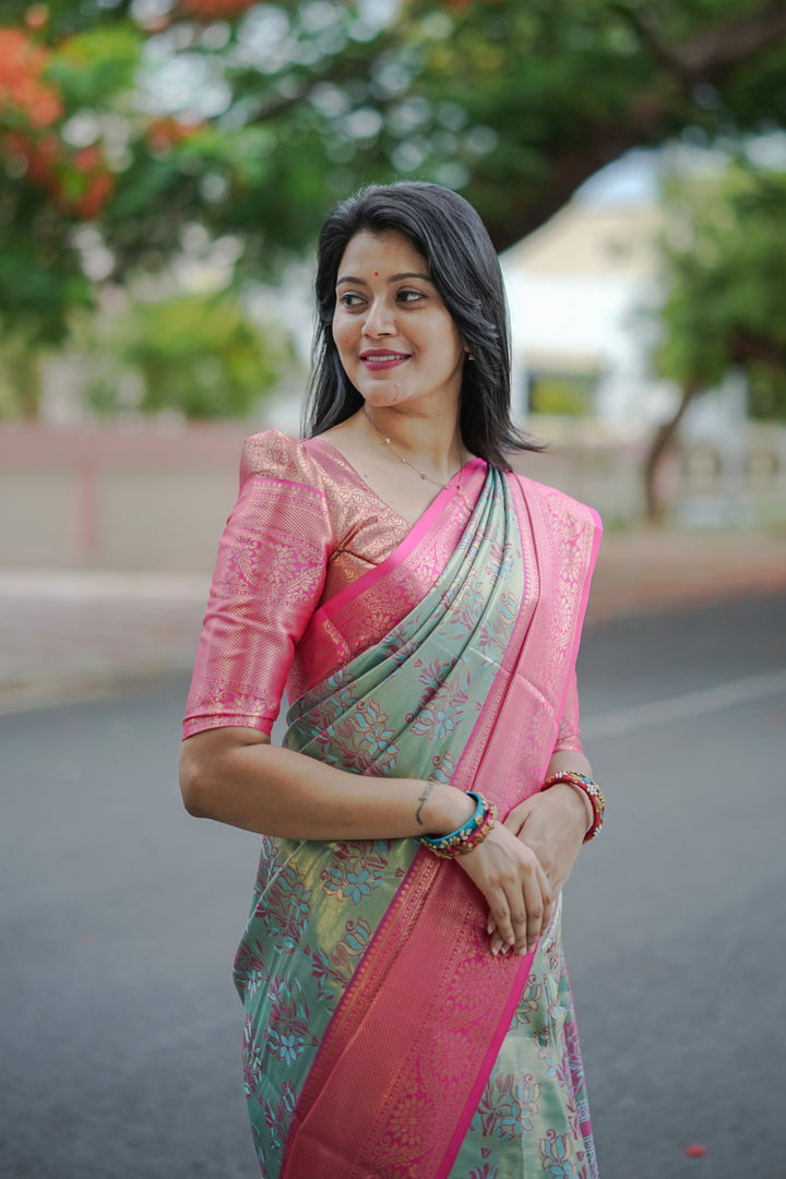 Elegant Soft Silk Saree – Green Body & Rani Pink Pallu