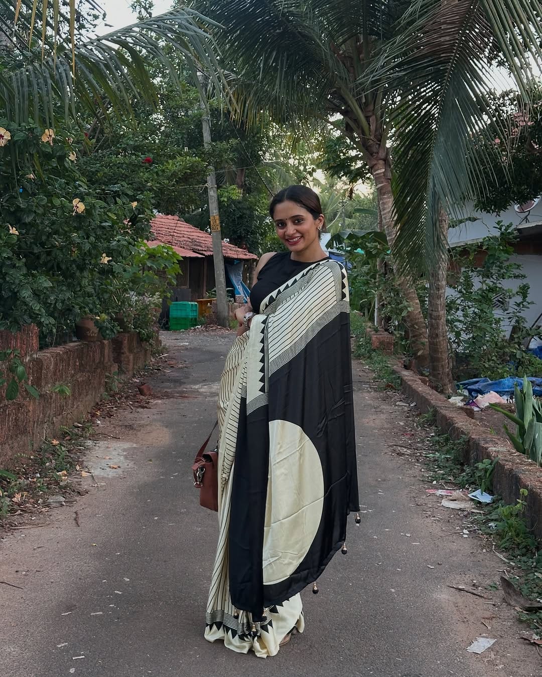 Black & Cream Striped Designer Saree – Premium Soft Silk Saree for Women