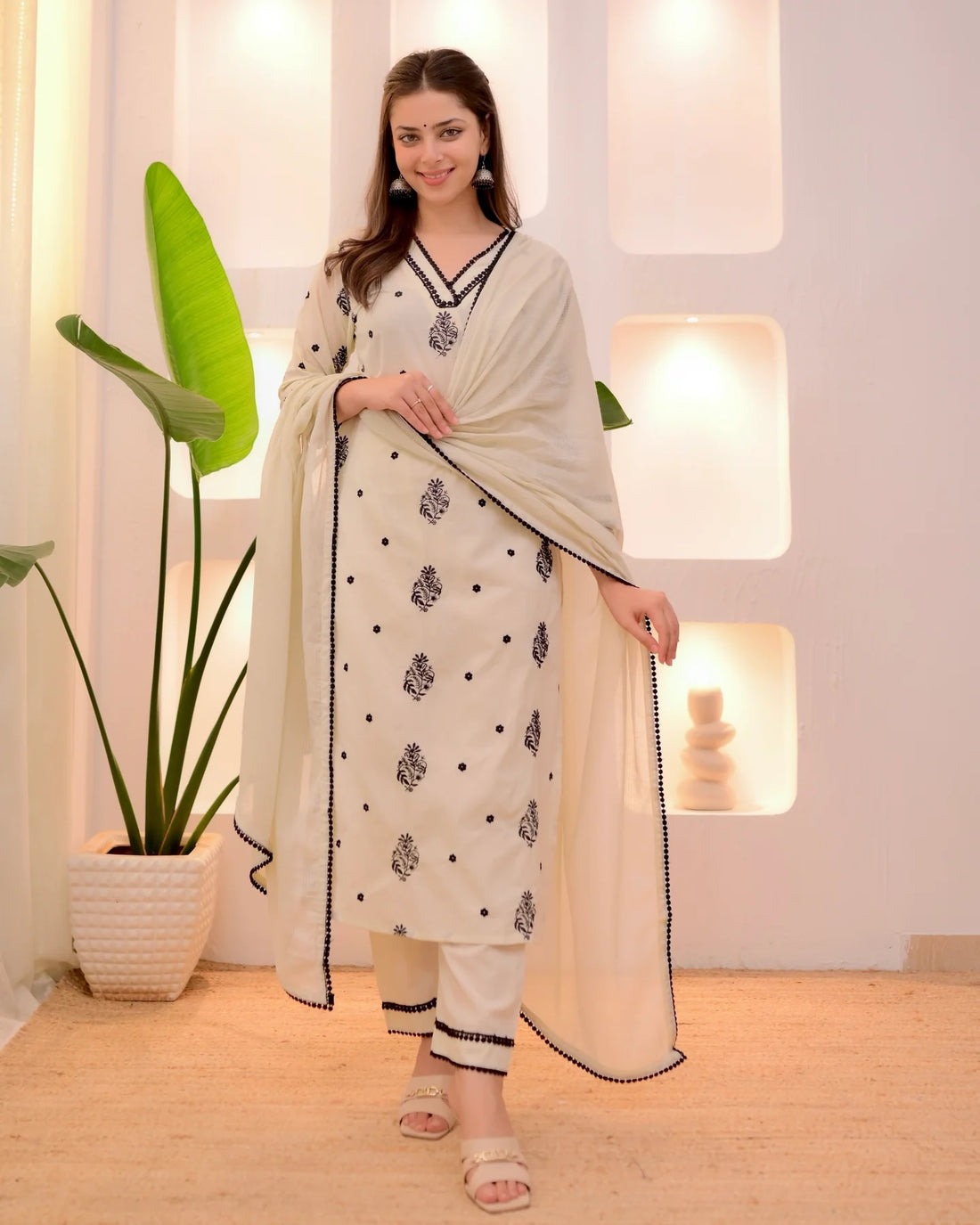 Elegant Cream Embroidered Kurti Pant Set with Dupatta