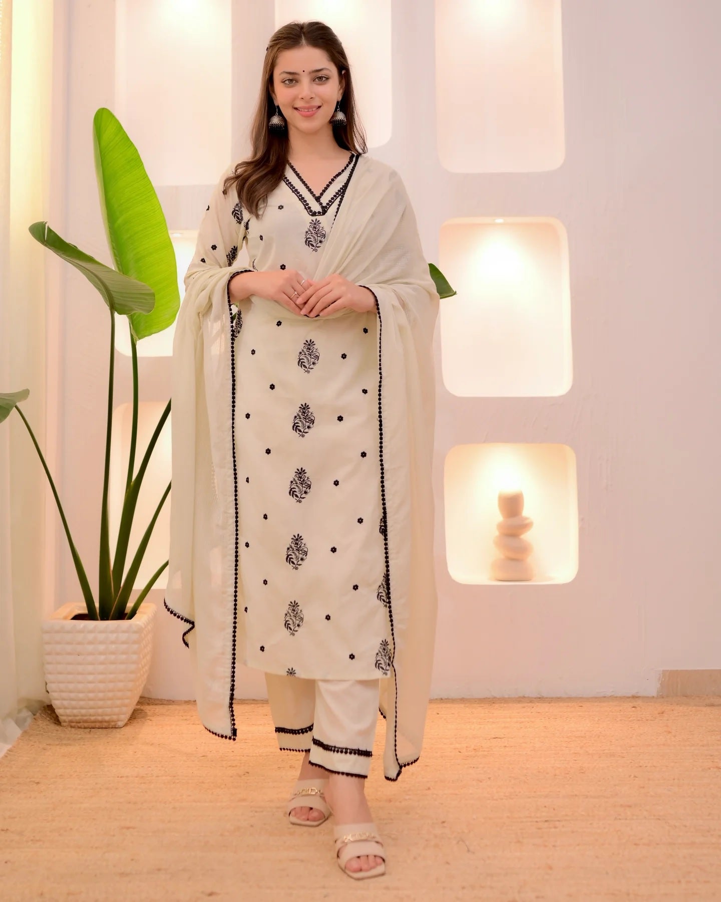 Elegant Cream Embroidered Kurti Pant Set with Dupatta