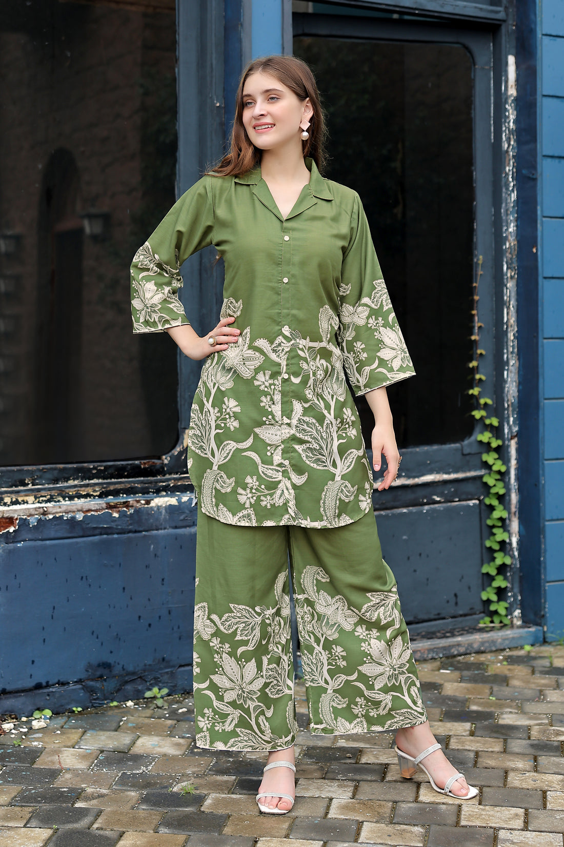 Elegant Mehndi Green Floral Printed Co-ord Set for Women