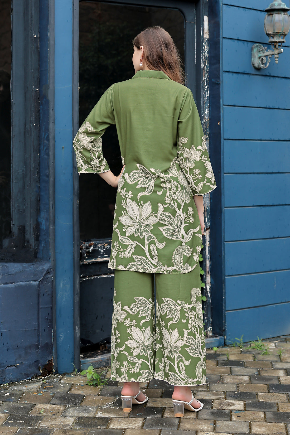 Elegant Mehndi Green Floral Printed Co-ord Set for Women