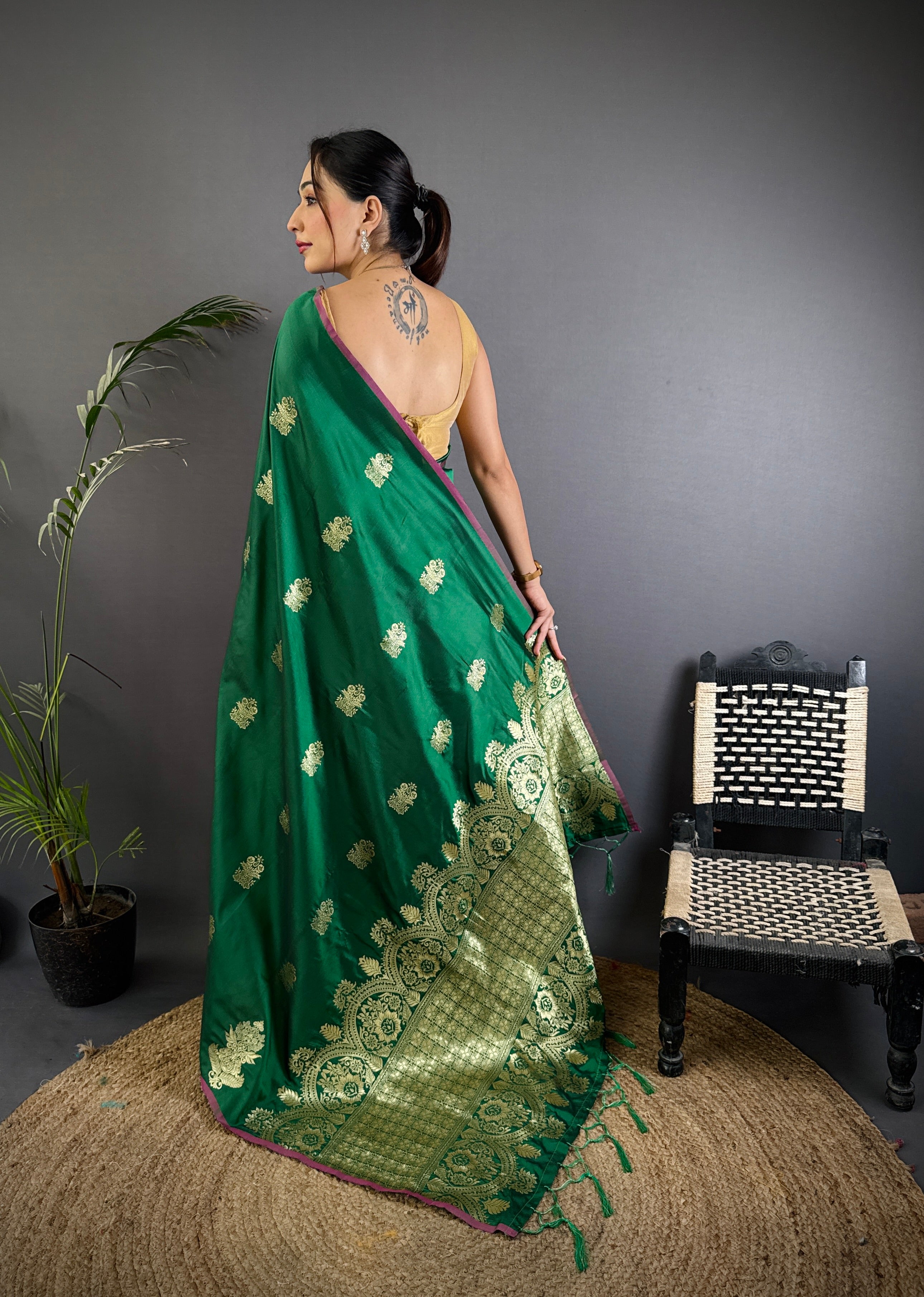 Mahalakshmi Royal Green Saree