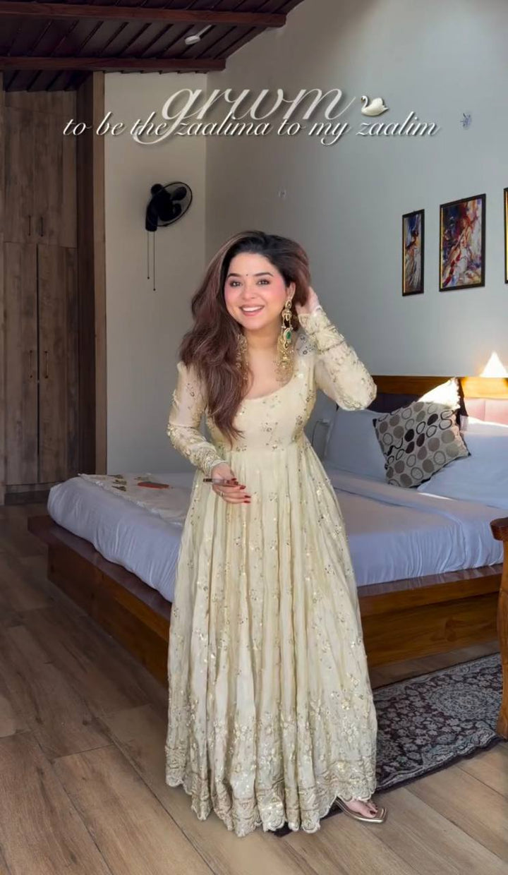 Noor-E-Naz Cream Embroidered Anarkali