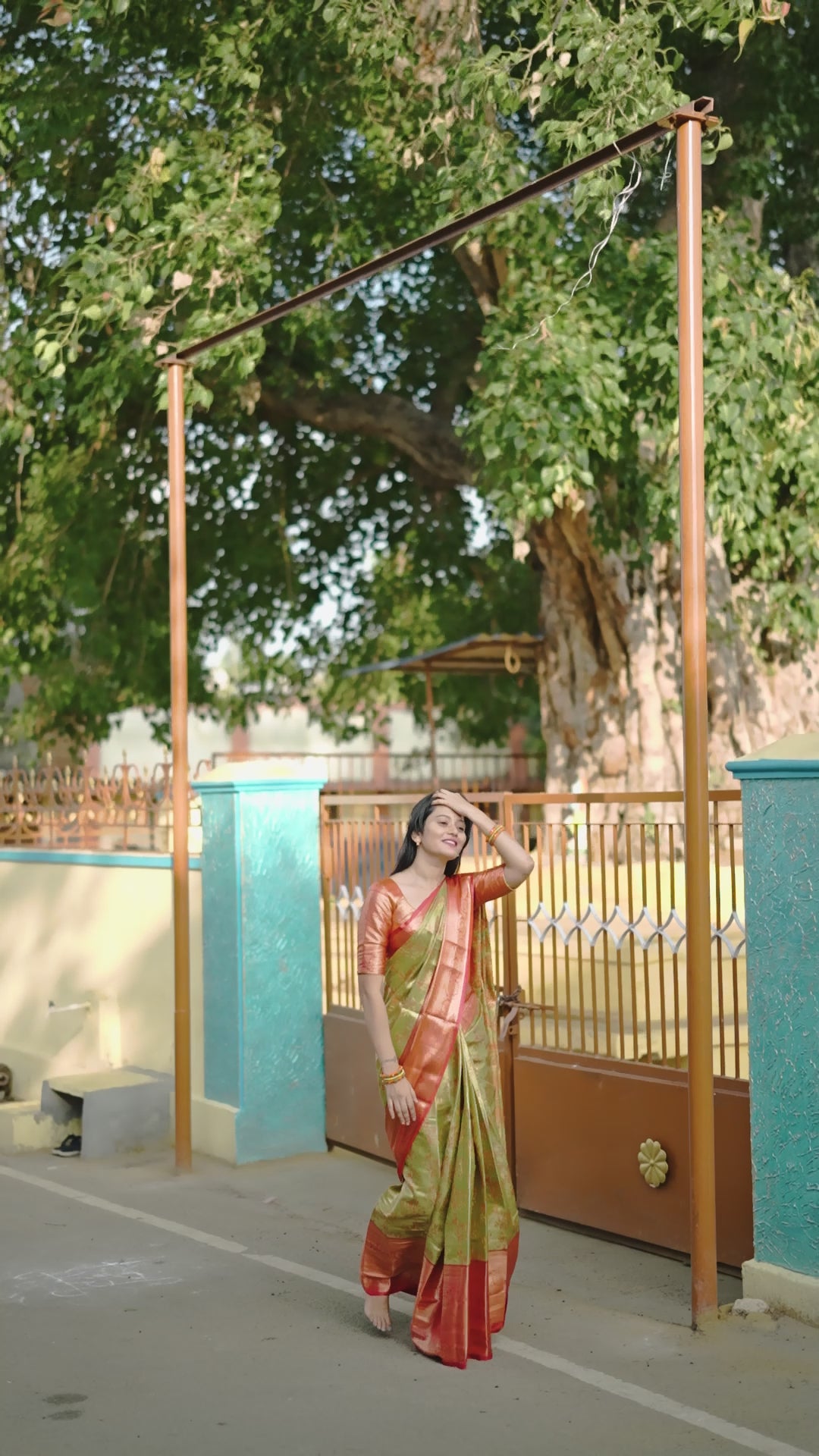 Gauri Varanasi Silk Saree