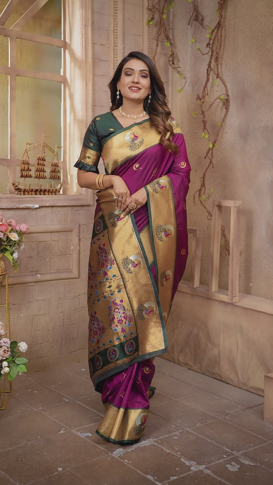 Peacock Nazaakat Paithani