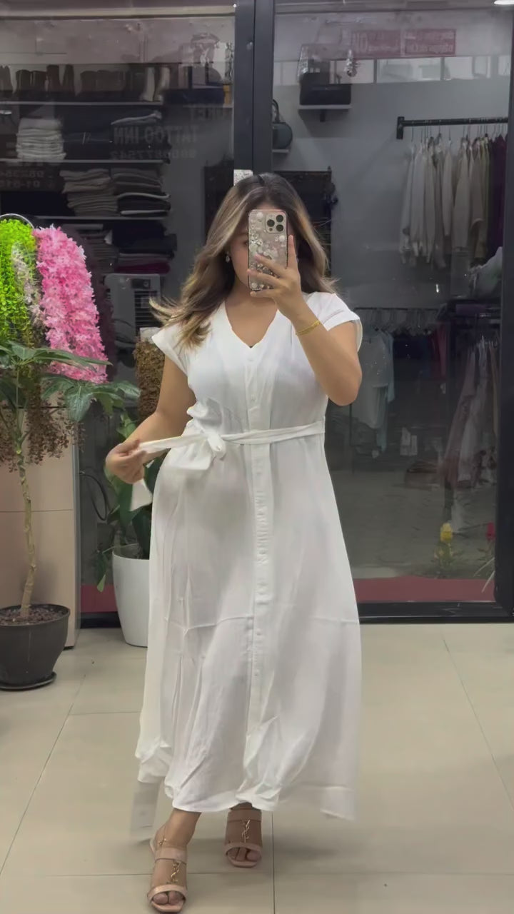 Vastras Aahana Pure Cotton Button Maxi Dress